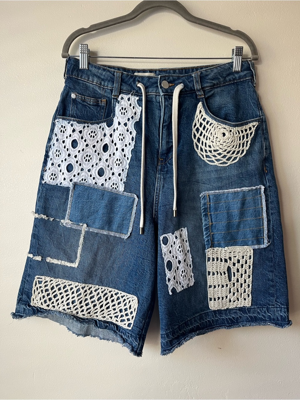 Anthropologie Pilcro Crafted Classic Denim Bermuda Shorts - Picture 2 of 10